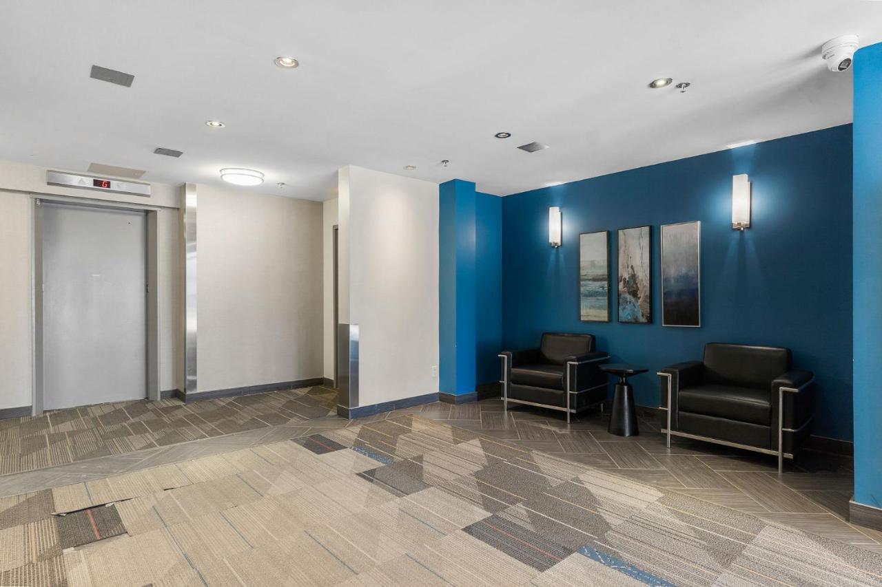 Superb 2 Bedroom Downtown With River View Saskatoon Exterior photo